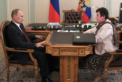 С временно исполняющей обязанности губернатора Владимирской области Светланой Орловой. 19 августа 2013 года