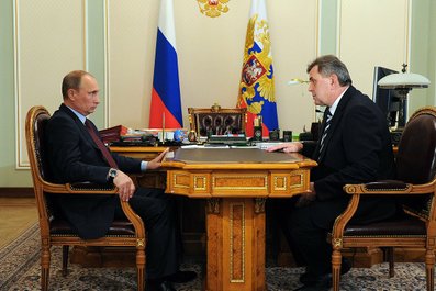 С губернатором Ярославской области Сергеем Ястребовым. 19 августа 2013 года
