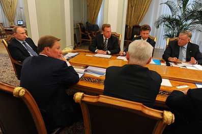 На совещании по вопросу «О развитии портов Азово-Черноморского бассейна». 20 августа 2013 года
