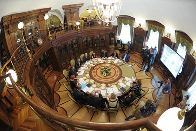 Заседание наблюдательного совета Евроазиатского центра изучения, сохранения и восстановления популяции леопардов. 30 августа 2013 года