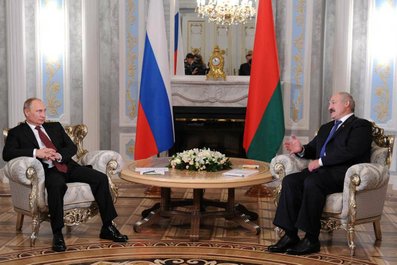 С Президентом Белоруссии Александром Лукашенко. 25 октября 2013 года