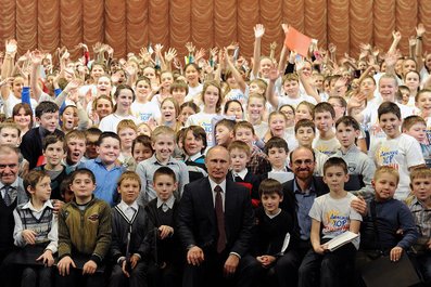 С участниками сводного детского хора России. 7 января 2014 года