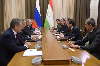 Встреча с Президентом Таджикистана Эмомали Рахмоном. 6 февраля 2014 года