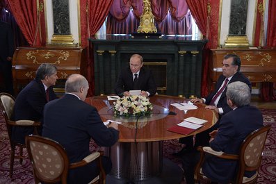 Встреча с Президентом Белоруссии Александром Лукашенко, Президентом Армении Сержем Саргсяном, Президентом Таджикистана Эмомали Рахмоном и Президентом Киргизии Алмазбеком Атамбаевым. 8 мая 2014 года