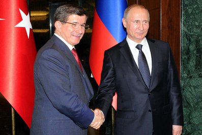 С Премьер-министром Турции Ахметом Давутоглу. 1 декабря 2014 года